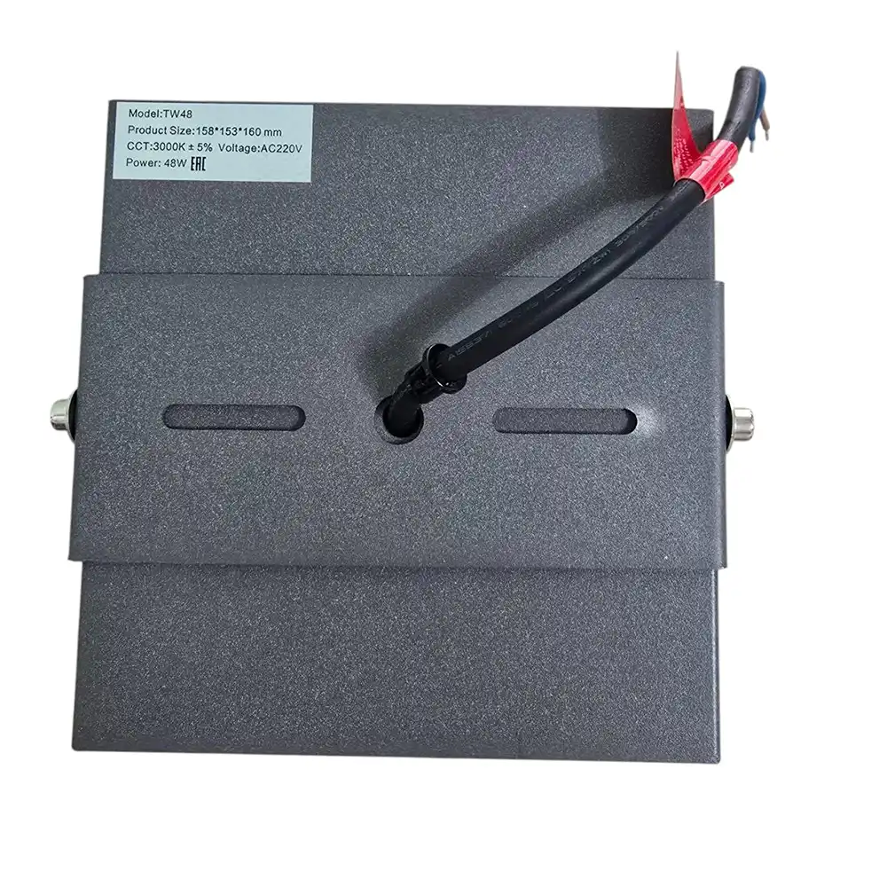 Светильник фасадный TW 48W. 3000К